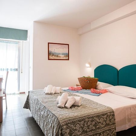 Blu Star Hotel Габичче-Маре Экстерьер фото